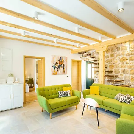 Villa Rustic Star *