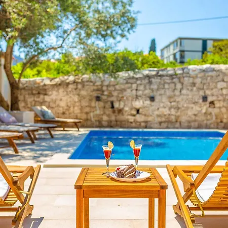 Villa Rustic Star *