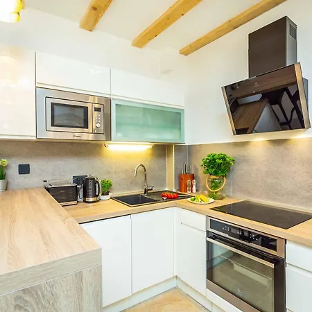 Rustic Star Villa *